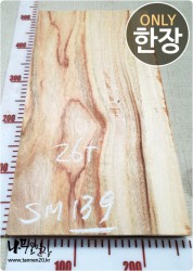 SM139 캄포 양면대패 함수율14%<br>사이즈 사진참조<br>뒷면 무늬는 다를 수 있습니다.