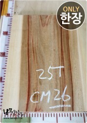 CM26 캄포 25T 양면대패 함수율14%<br>사이즈 사진참조<br>뒷면 무늬는 다를 수 있습니다.